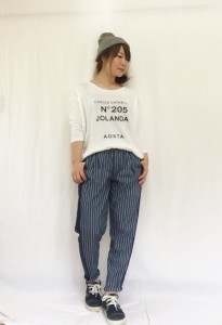 ストライプテーパードパンツ